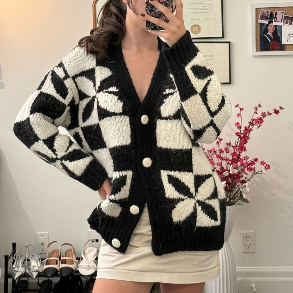 Zara Monochrome Geometric Knit Cardigan